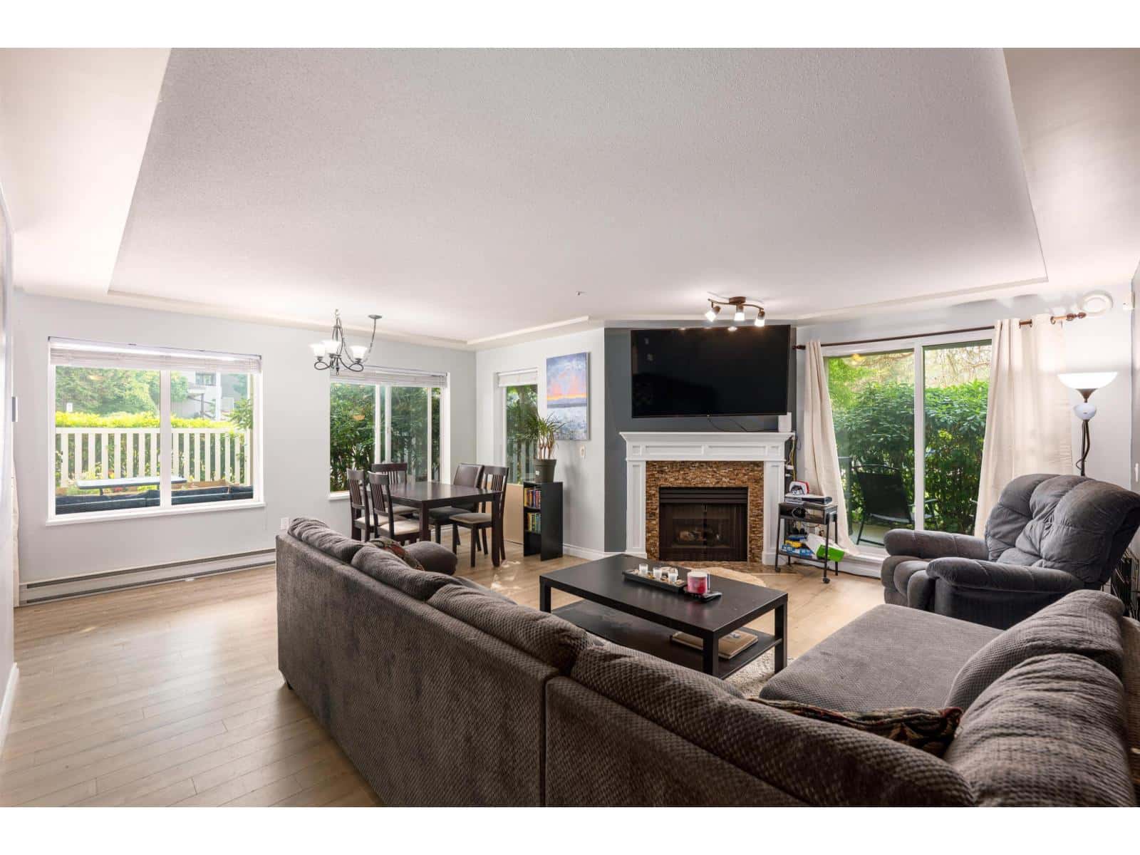 102 20433 53 AVENUE — Langley, British Columbia - Photo 3 of 24