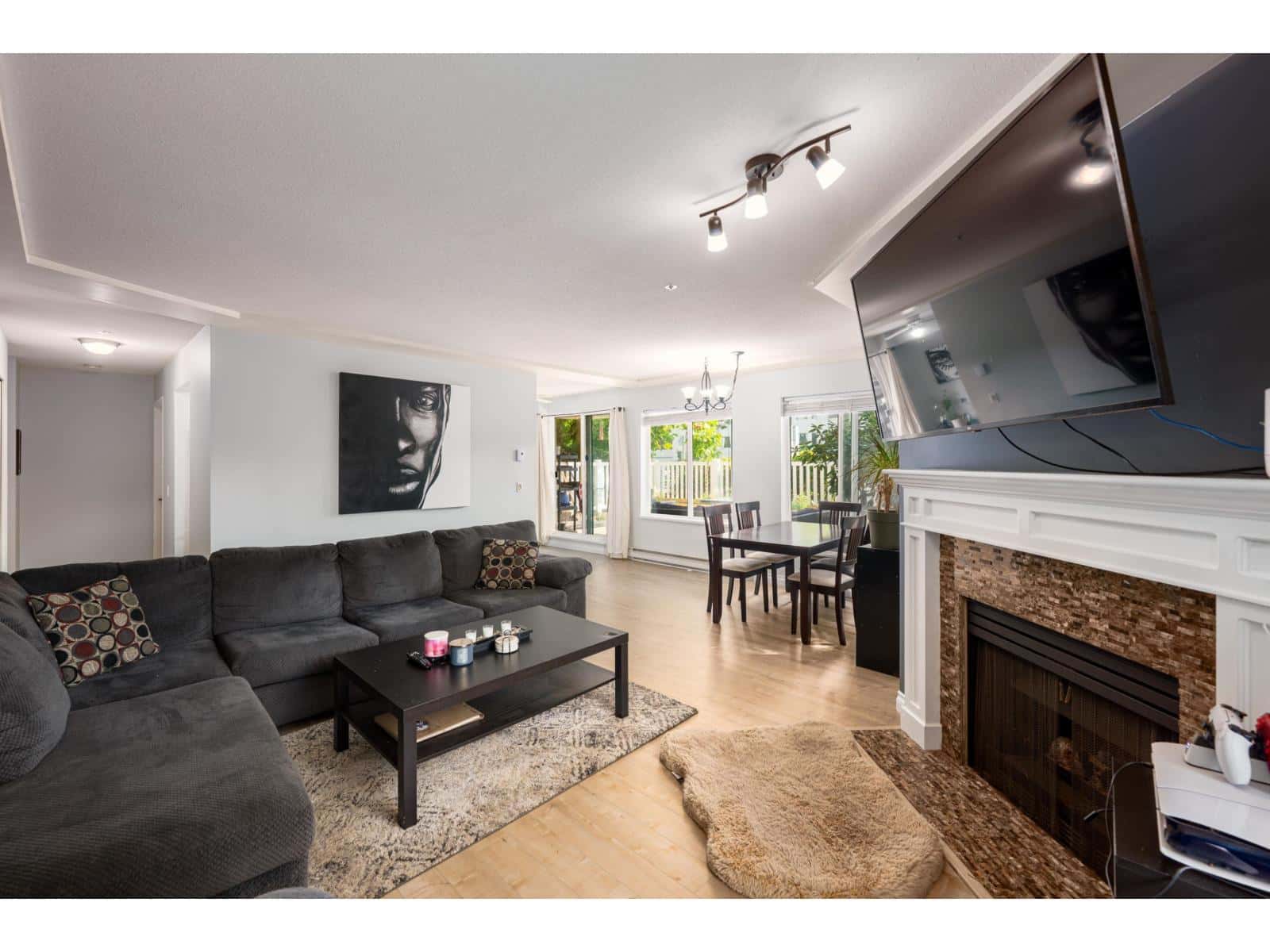 102 20433 53 AVENUE — Langley, British Columbia - Photo 4 of 24