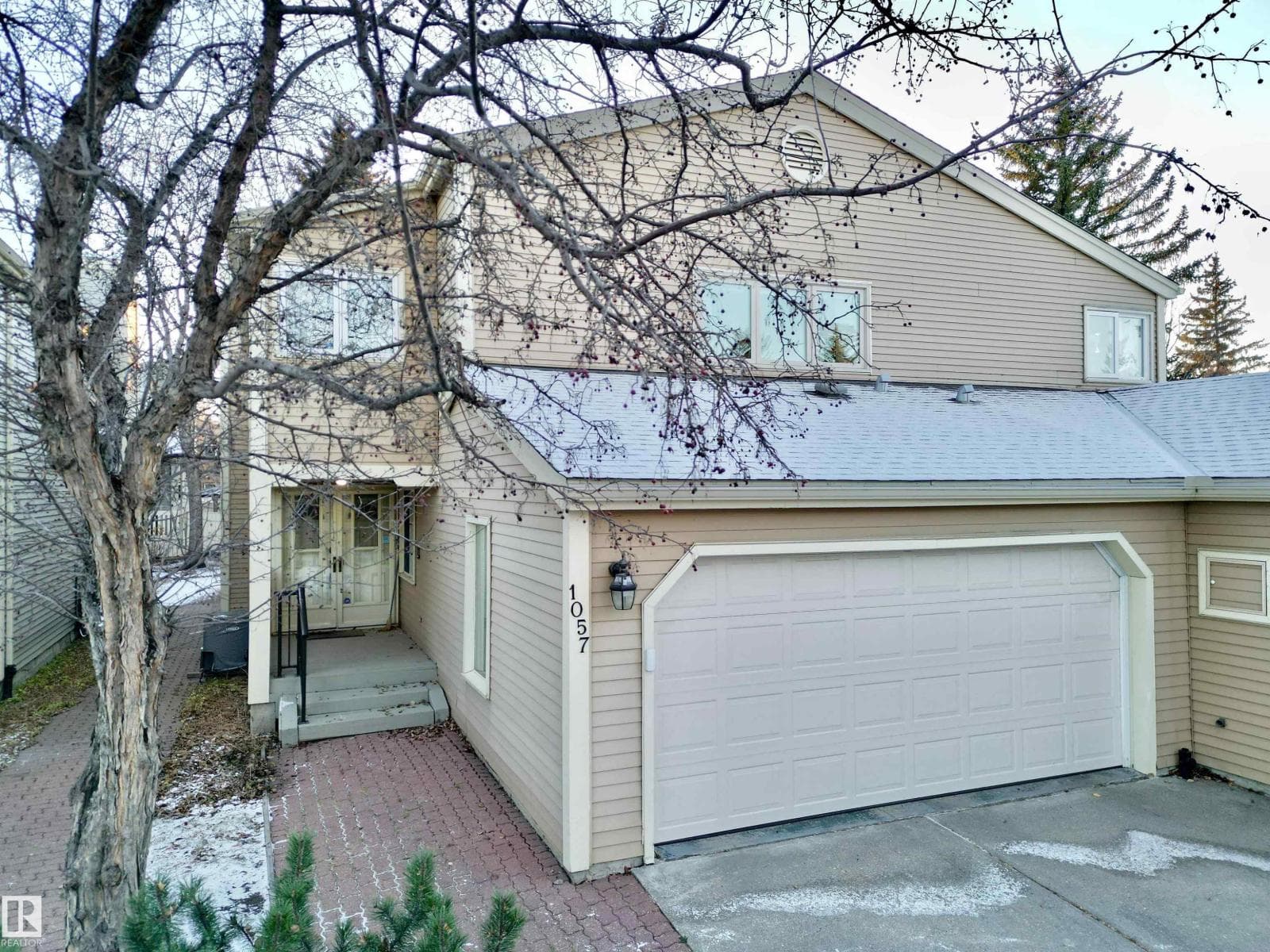 1057 109 ST NW — Edmonton, Alberta - Main photo