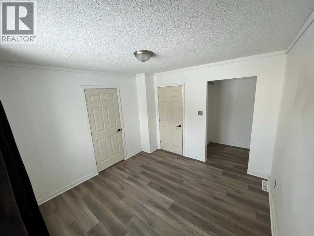 10104, 99 Street — High Level, Alberta - Photo 4 of 10