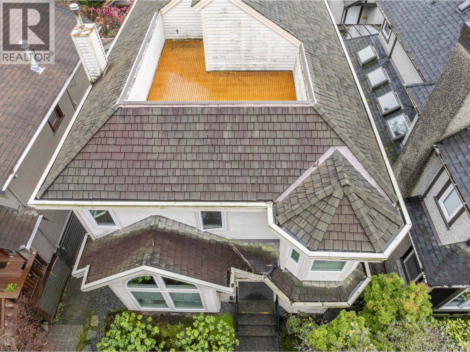 4560 W 7TH AVENUE — Vancouver, British Columbia - Photo 5 of 40