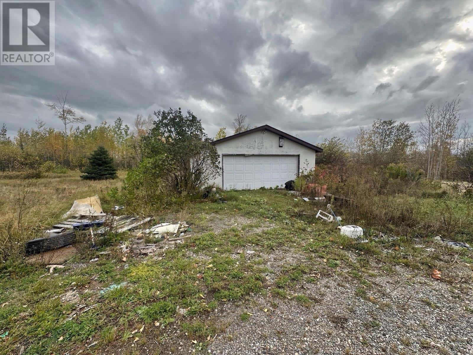 240 Hwy 11-17 — Dorion, Ontario - Photo 2 of 11