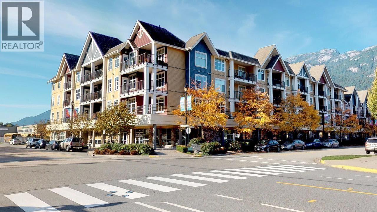 1320 MAIN STREET — Squamish, British Columbia - Main photo