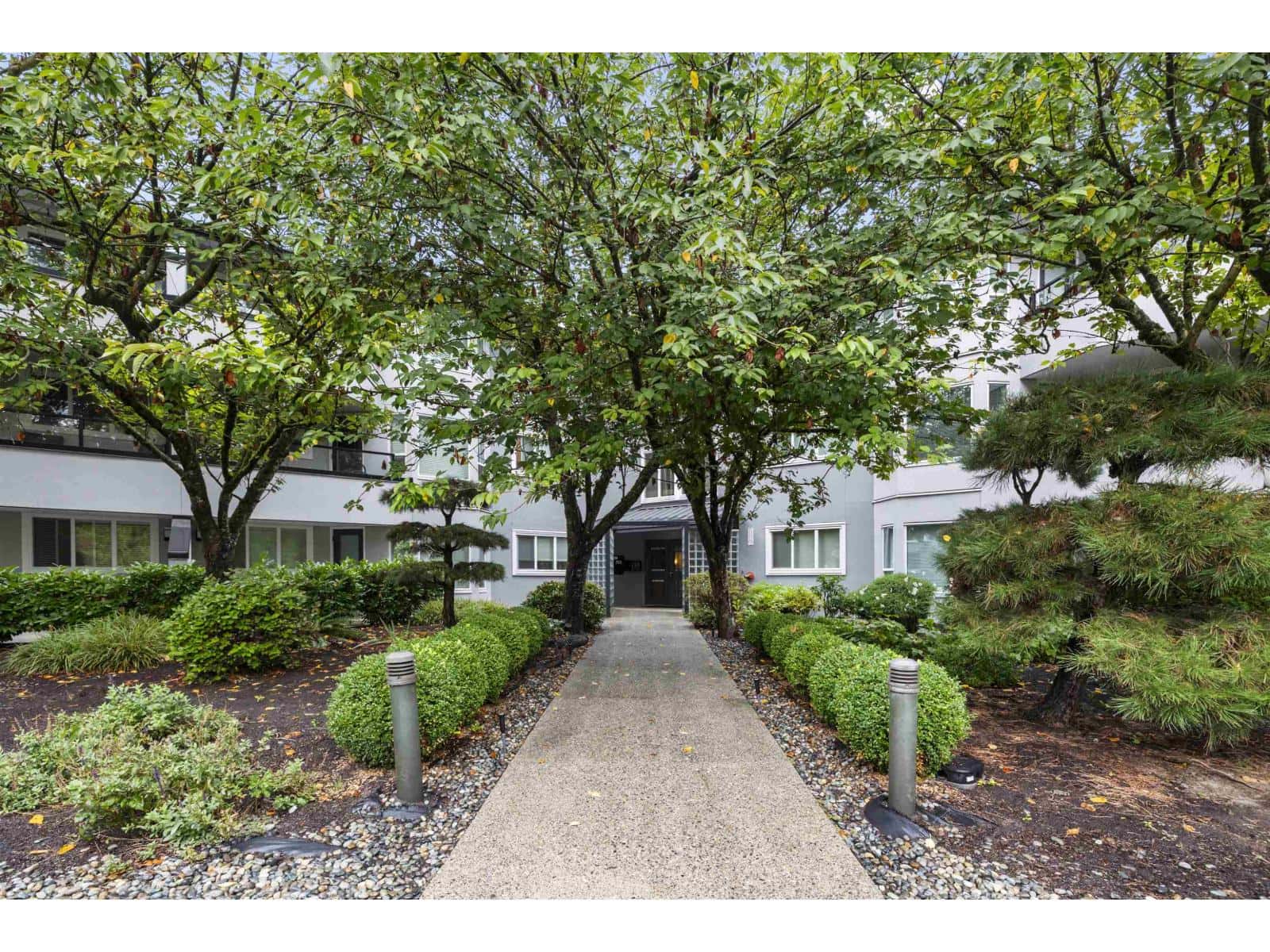 315 2700 MCCALLUM ROAD — Abbotsford, British Columbia - Photo 2 of 25