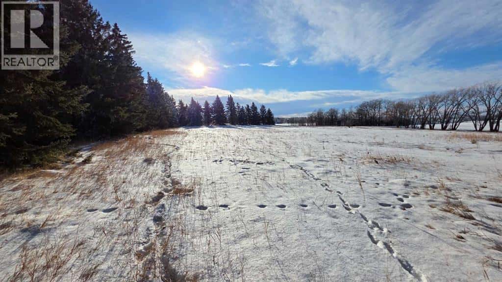 26541 Township Road 384 — Rural Red Deer County, Alberta - Photo 5 of 21