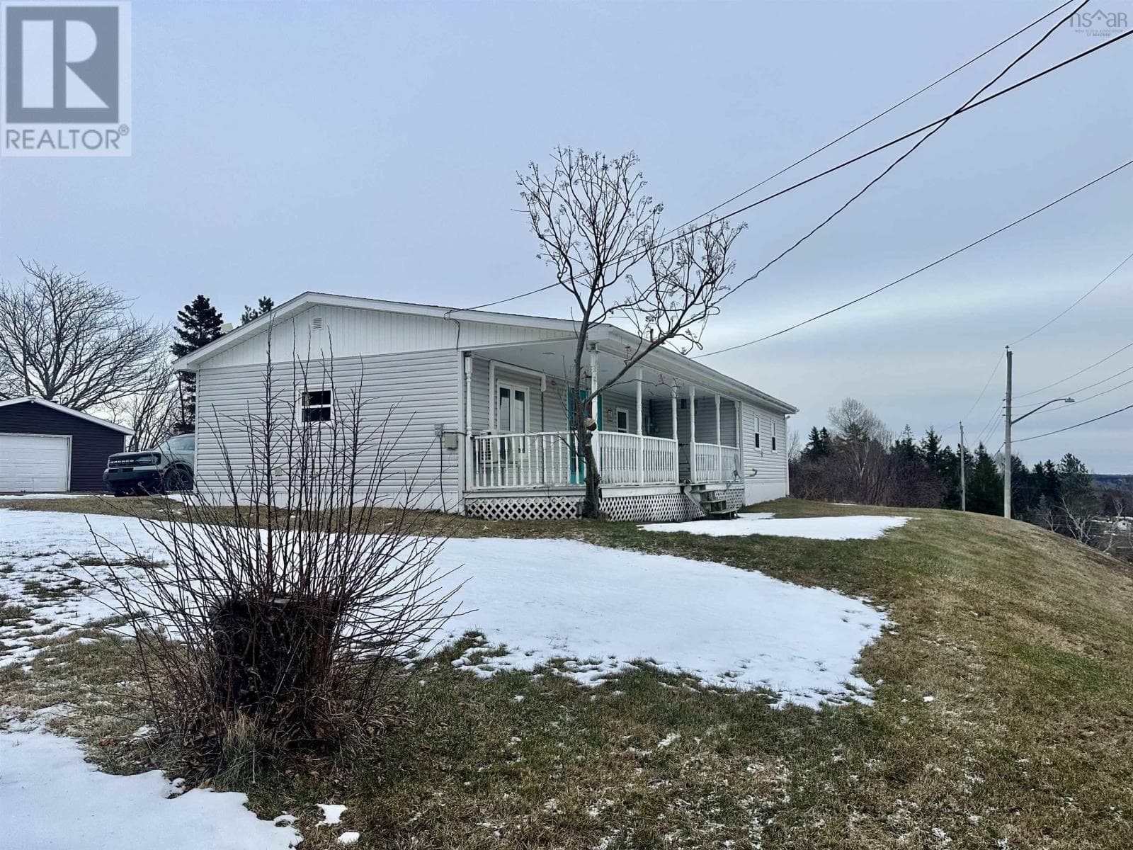 22 Highview Street — Port Hastings, Nova Scotia - Main photo