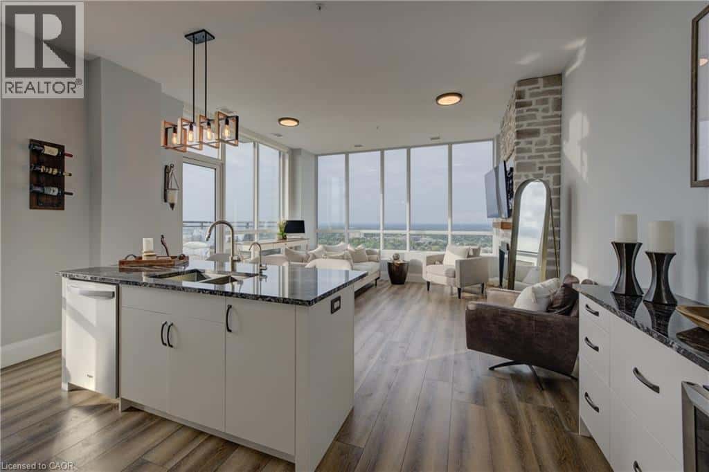 60 CHARLES Street W Unit# 2908 — Kitchener, Ontario - Photo 2 of 35