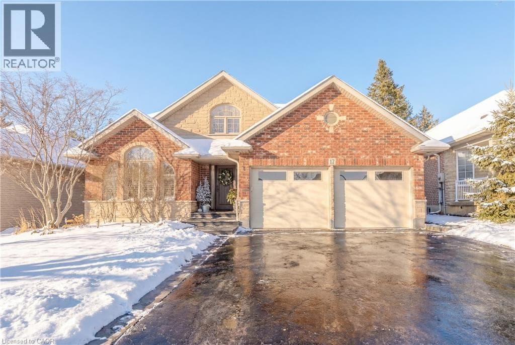 17 KRIEGHOFF Drive — Hamilton, Ontario - Main photo