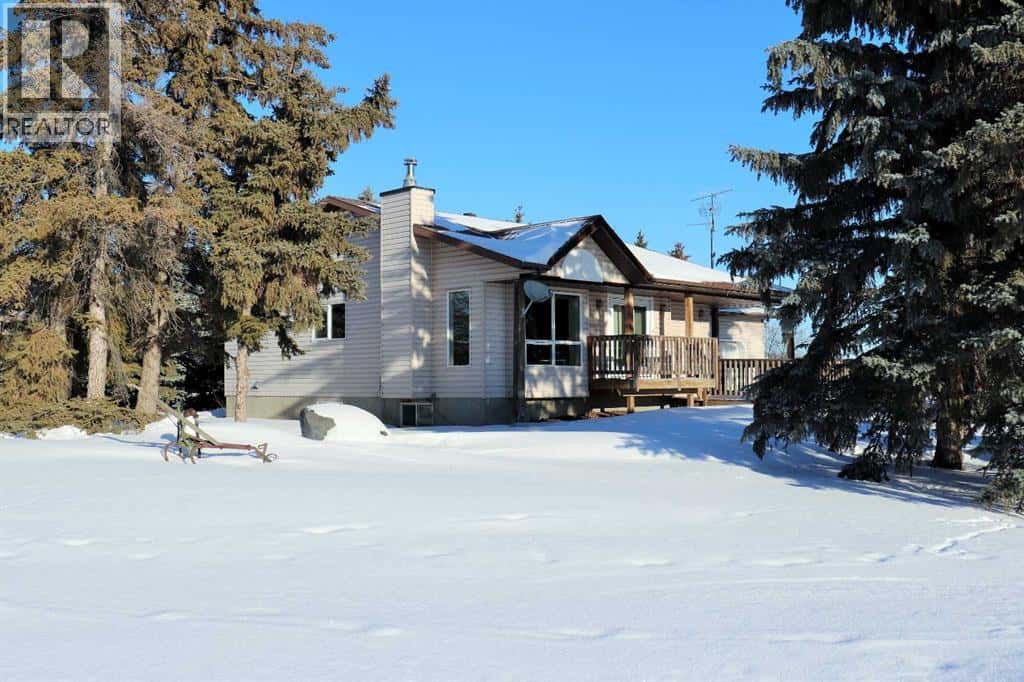 435033 Hwy 822 — Rural Ponoka County, Alberta - Photo 4 of 41