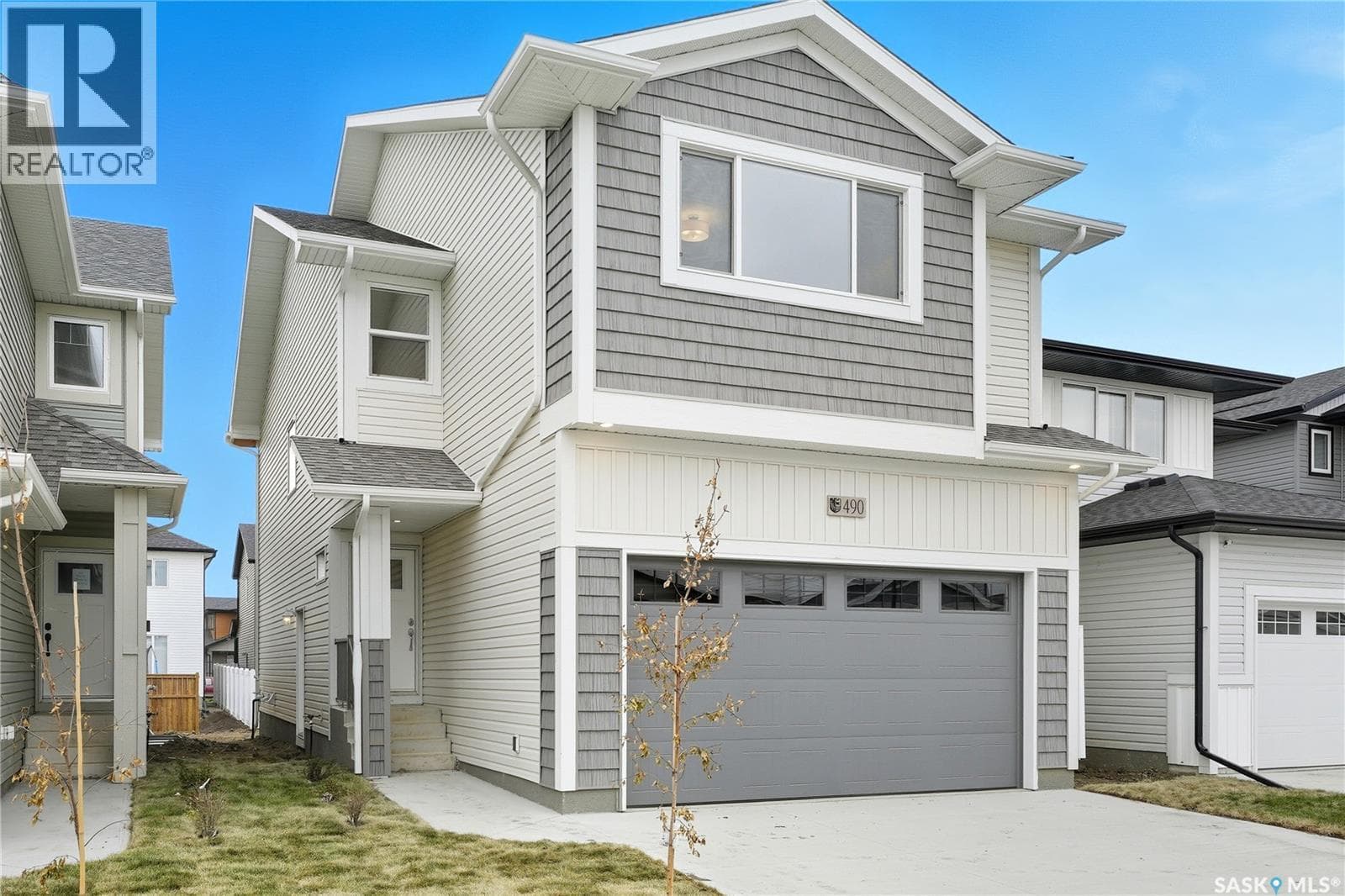 230 Kostiuk CRESCENT — Saskatoon, Saskatchewan - Main photo