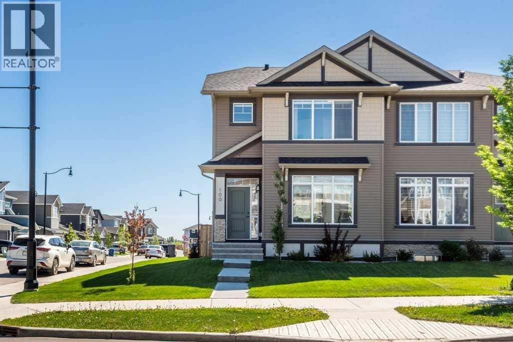 100 Dawson Drive — Chestermere, Alberta - Photo 2 of 35