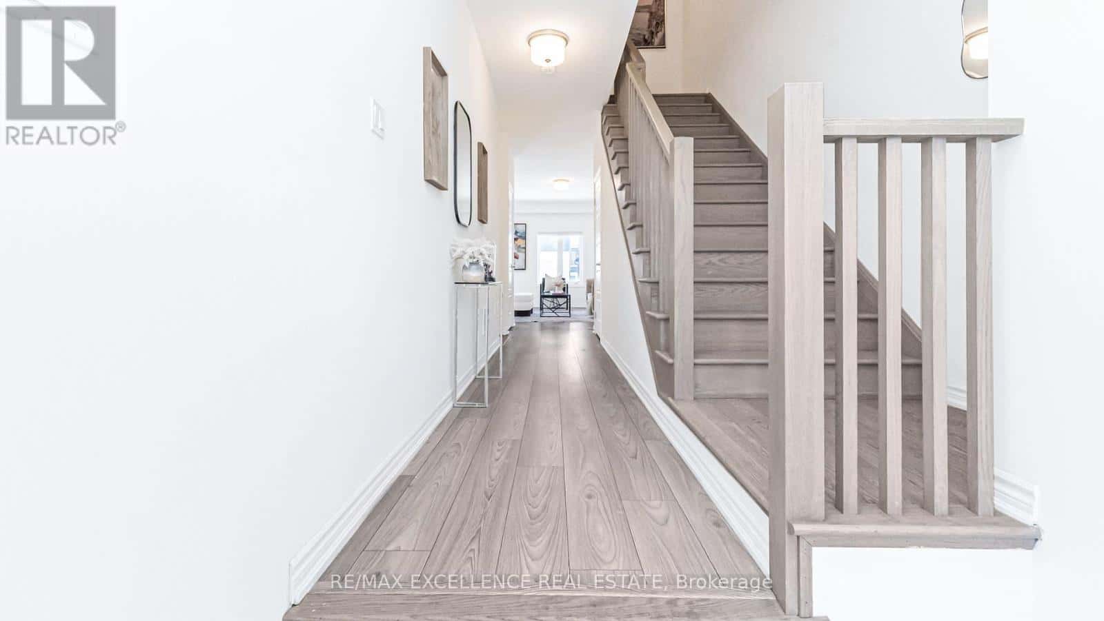 34 BOWERY ROAD — Brantford, Ontario - Photo 3 of 41