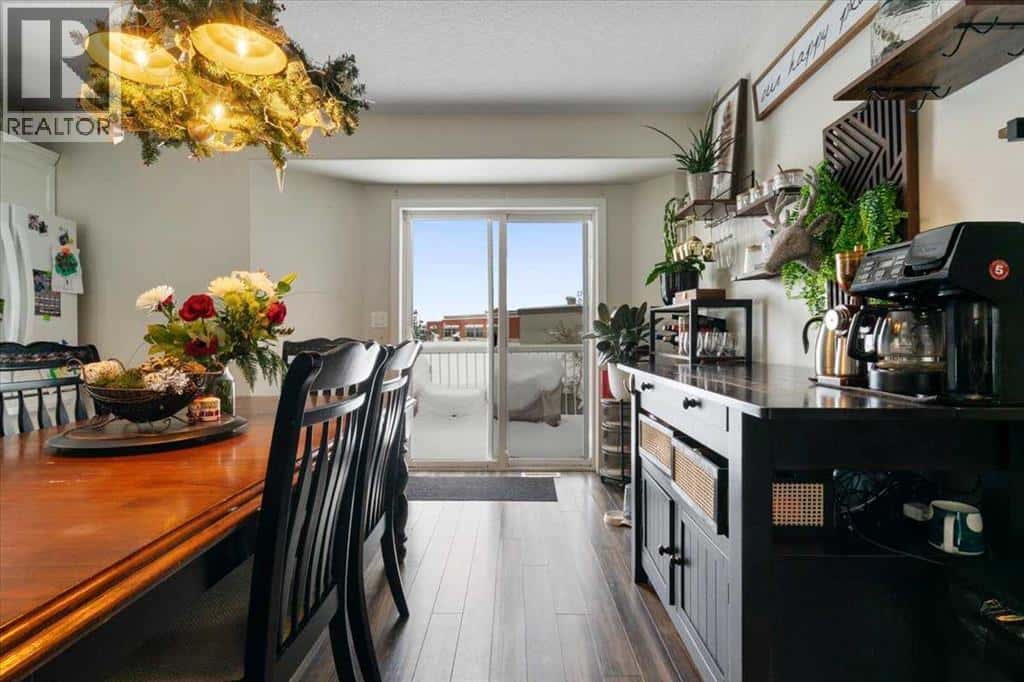 9202 129 Avenue — Grande Prairie, Alberta - Photo 5 of 29