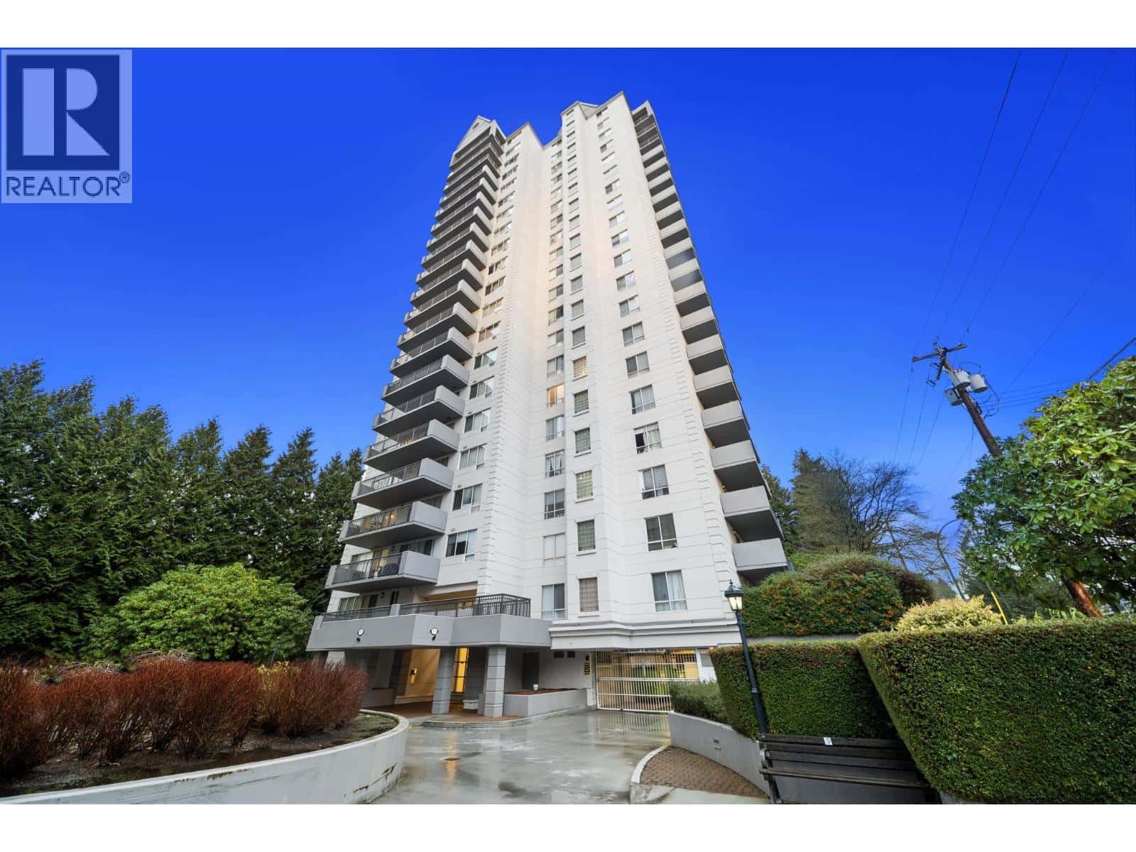 1801 555 AUSTIN AVENUE — Coquitlam, British Columbia - Photo 2 of 30