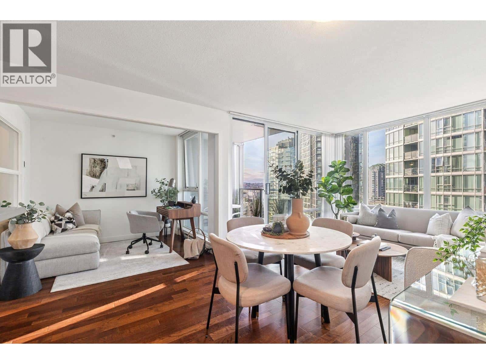 1705 1438 RICHARDS STREET — Vancouver, British Columbia - Photo 5 of 28