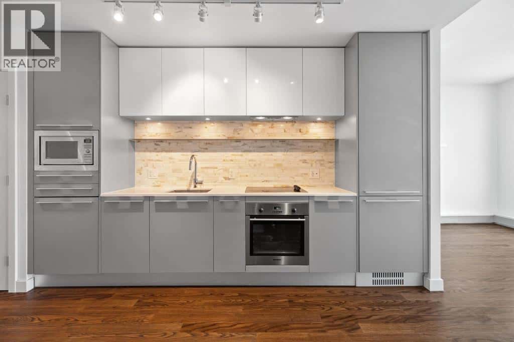 3003 8131 NUNAVUT LANE — Vancouver, British Columbia - Photo 3 of 26