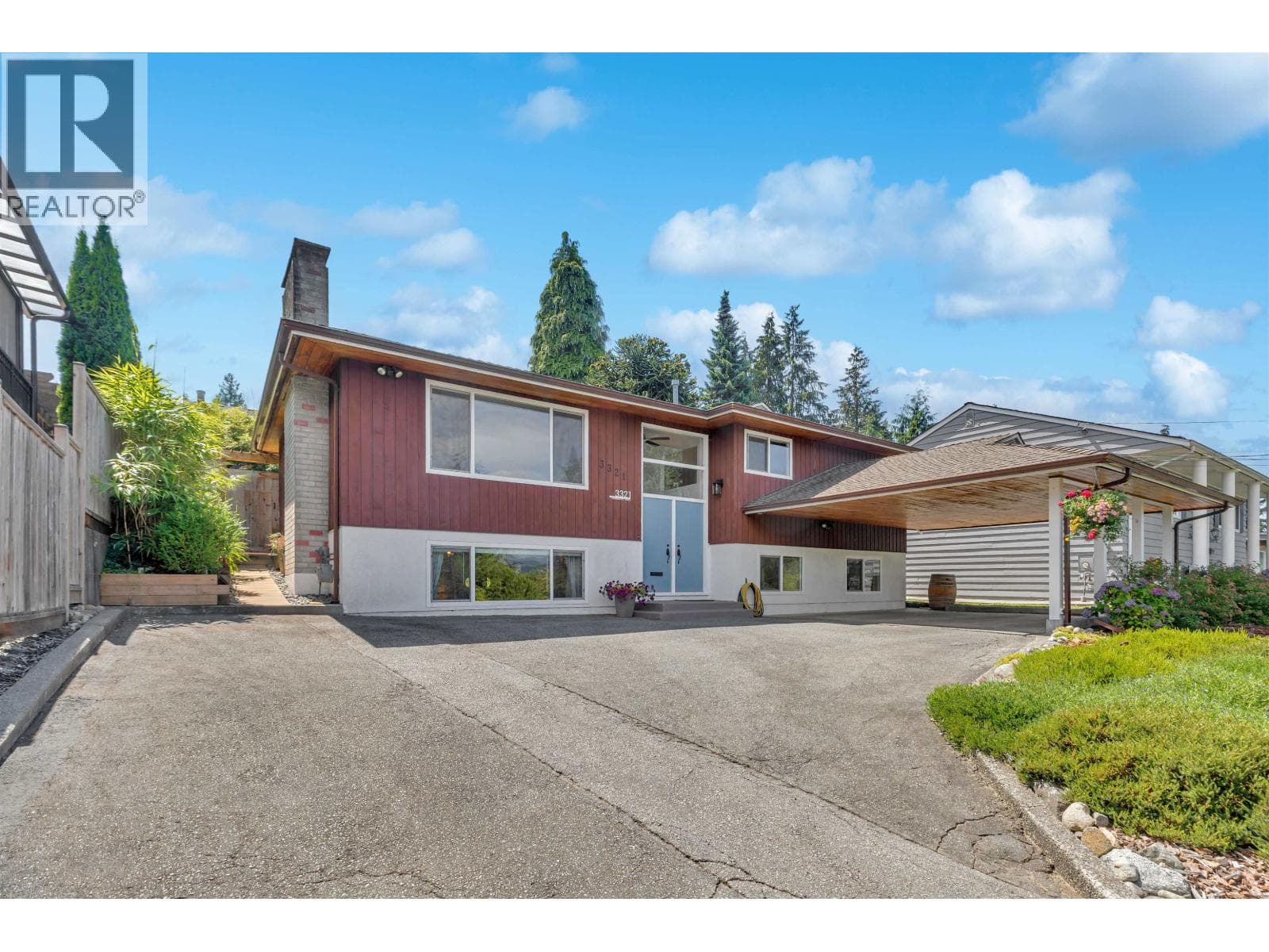 3321 VIEWMOUNT DRIVE — Port Moody, British Columbia - Main photo