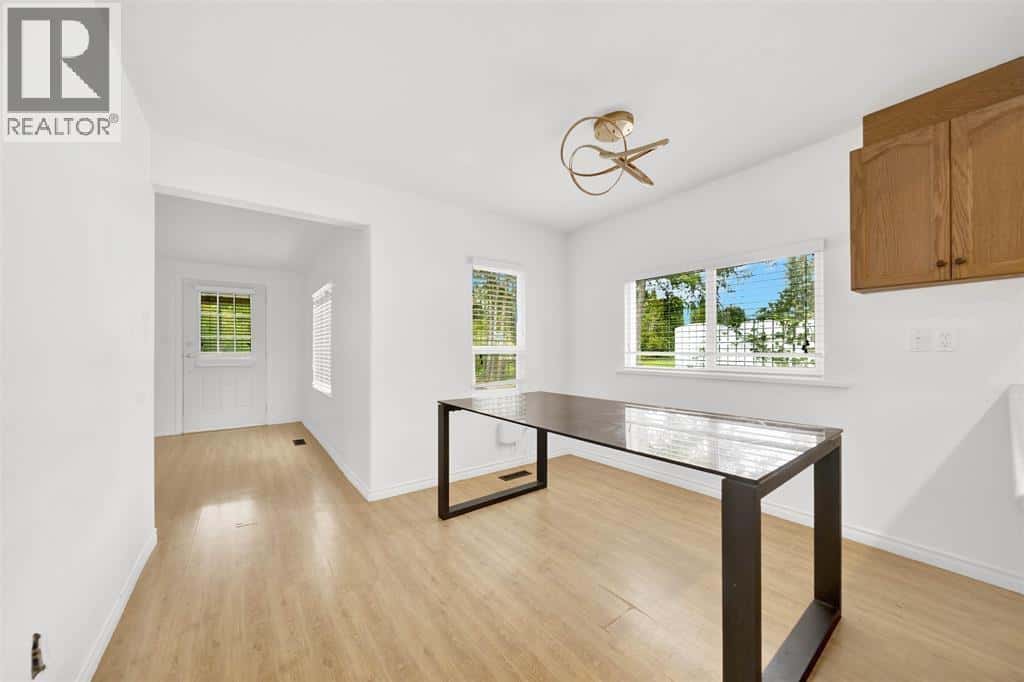 11394 240 STREET — Maple Ridge, British Columbia - Photo 4 of 21