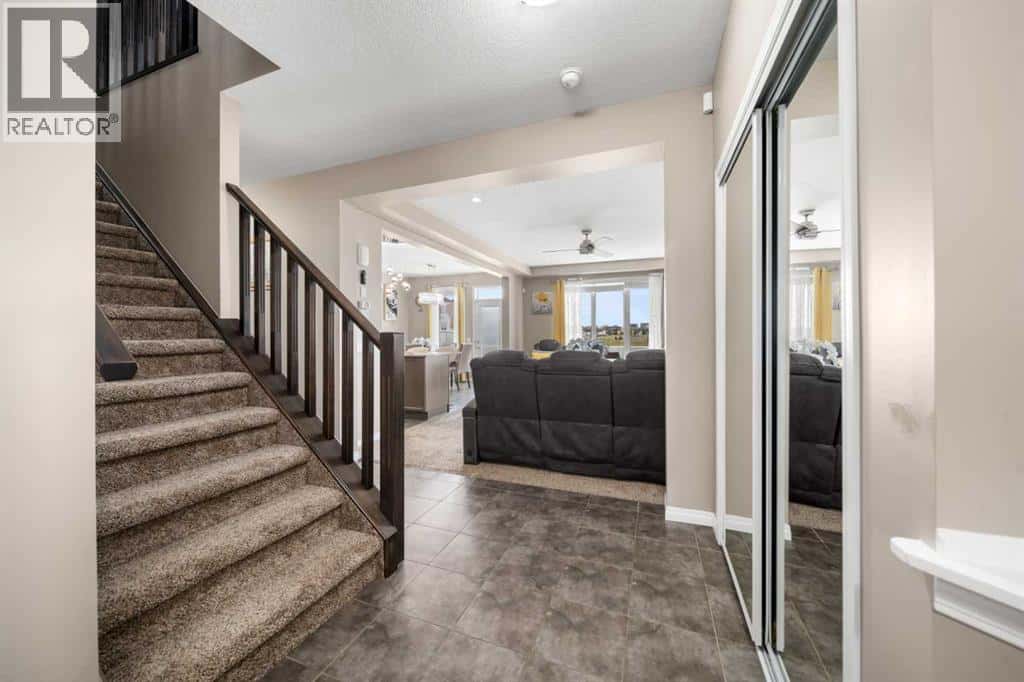 353 Windrow Crescent SW — Airdrie, Alberta - Photo 3 of 34