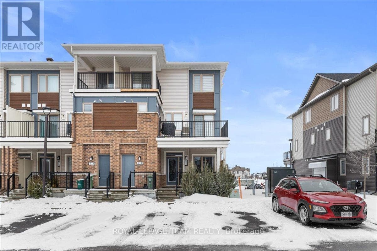 915 NAUTILUS PRIVATE — Ottawa, Ontario - Main photo