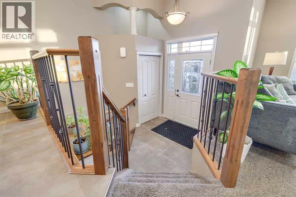 55 Ponderosa Avenue — Blackfalds, Alberta - Photo 4 of 38