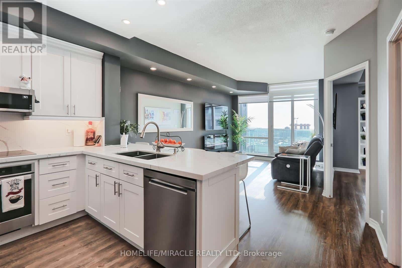 2603 - 1 ELM DRIVE — Mississauga (City Centre), Ontario - Photo 4 of 22