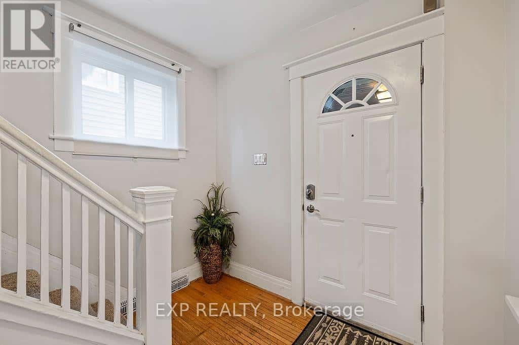 77 YORK STREET — St. Catharines (Downtown), Ontario - Photo 5 of 33