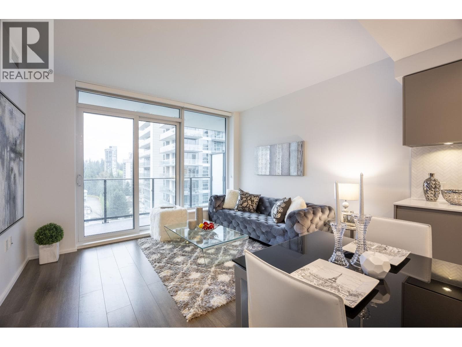 1303 3809 EVERGREEN PLACE — Burnaby, British Columbia - Main photo