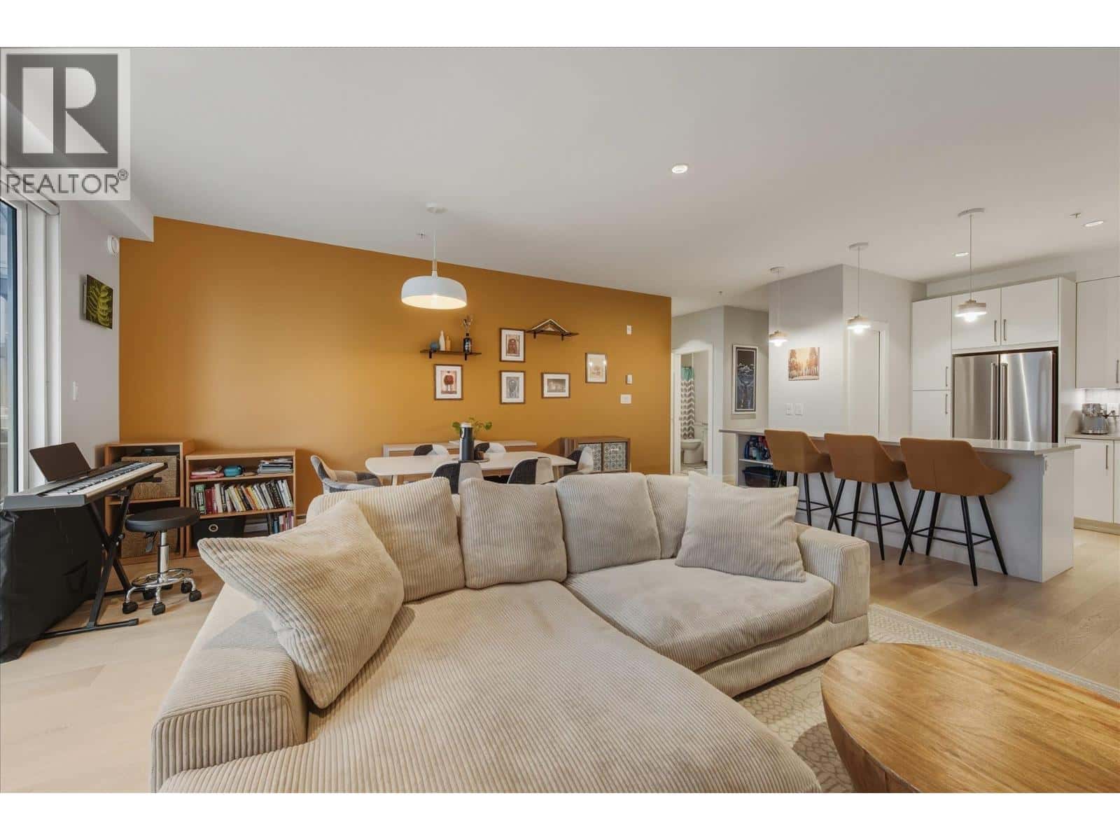 207 41328 SKYRIDGE PLACE — Squamish, British Columbia - Photo 4 of 28