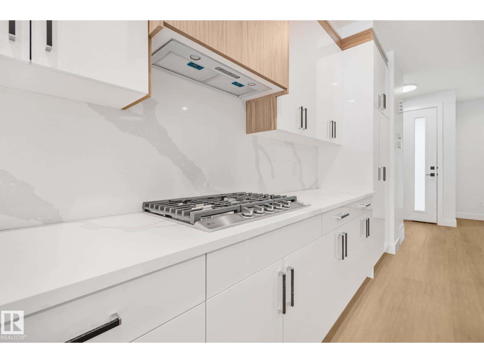 Property - Photo 4 of 44