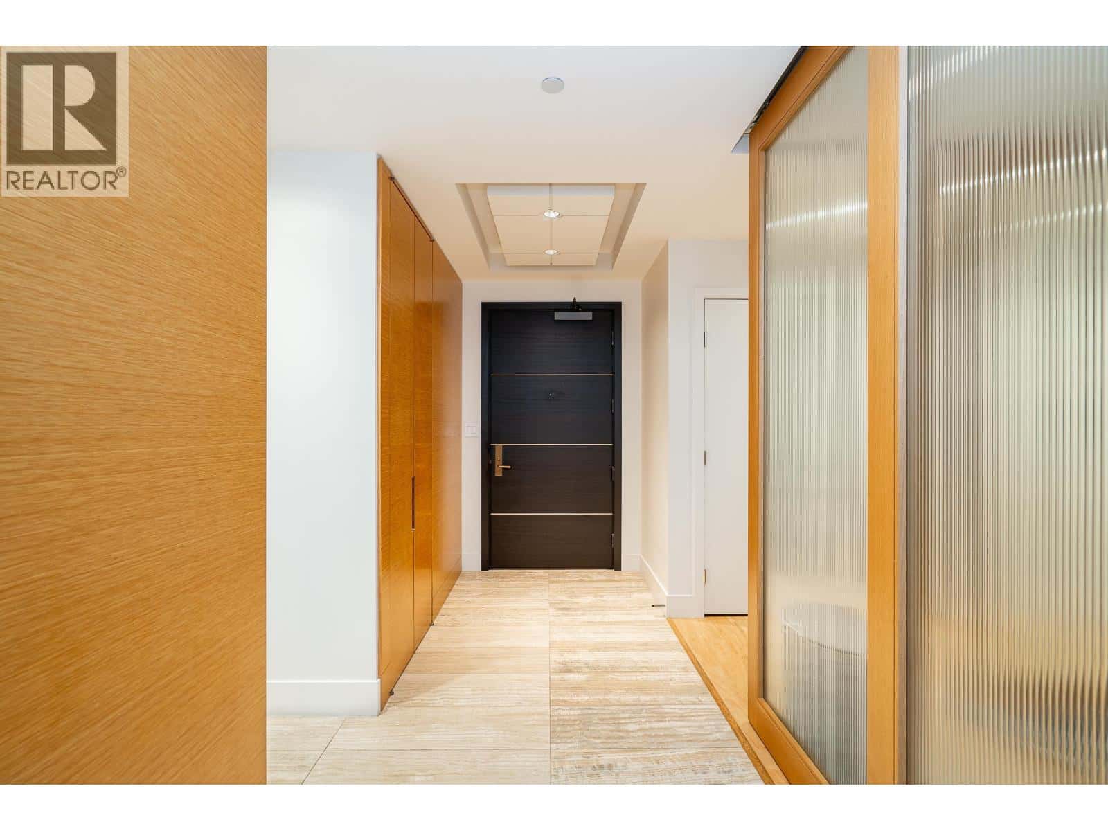 1803 667 HOWE STREET — Vancouver, British Columbia - Photo 3 of 26