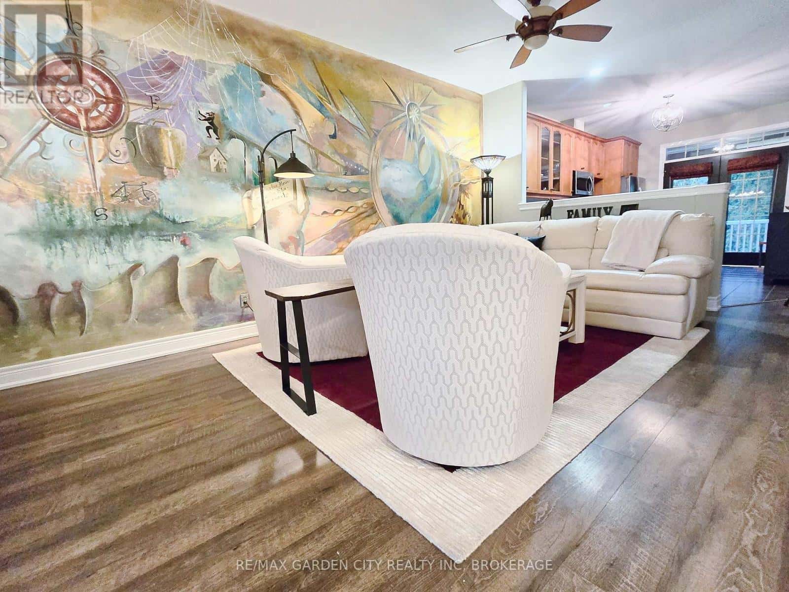 UNIT #6 - 174 MARTINDALE ROAD — St. Catharines (Grapeview), Ontario - Photo 4 of 38