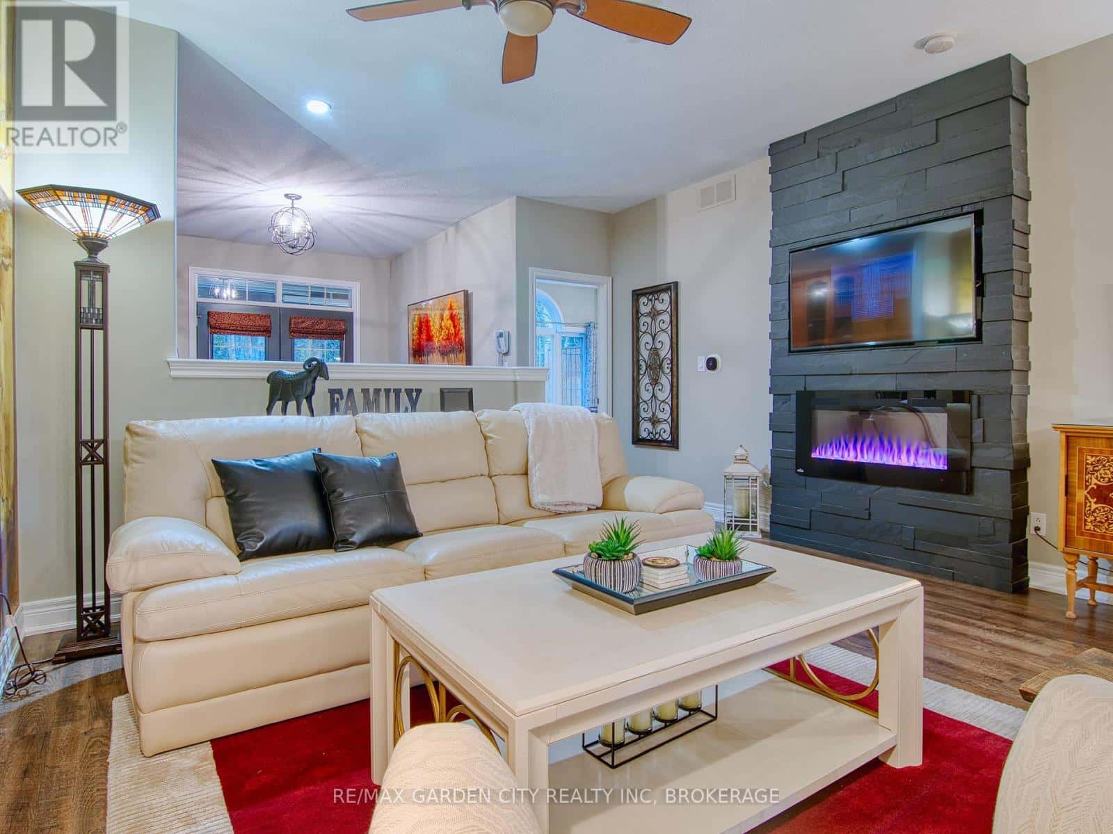 UNIT #6 - 174 MARTINDALE ROAD — St. Catharines (Grapeview), Ontario - Photo 5 of 38