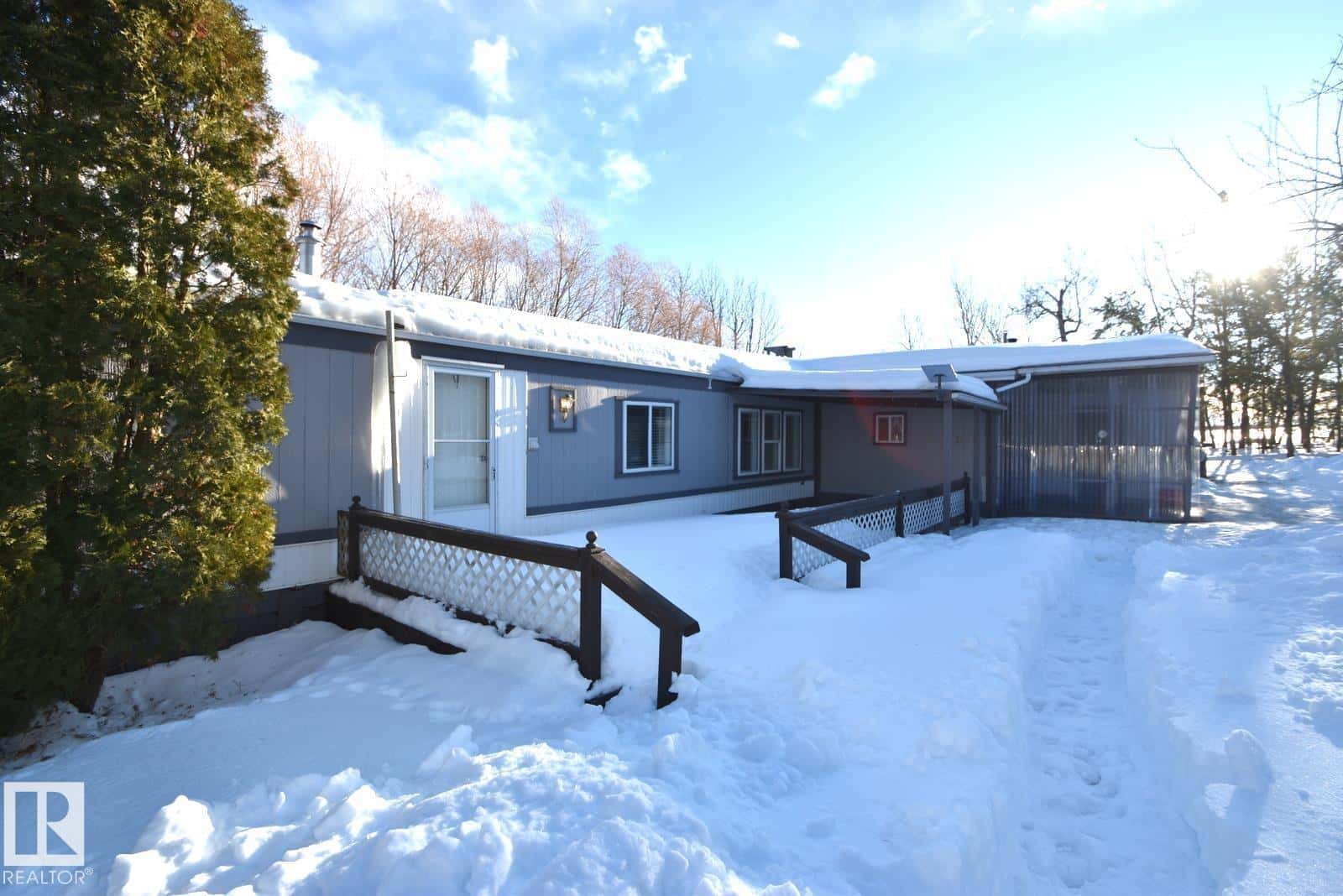 644073 Range Rd 212 — Rural Athabasca County, Alberta - Photo 2 of 32