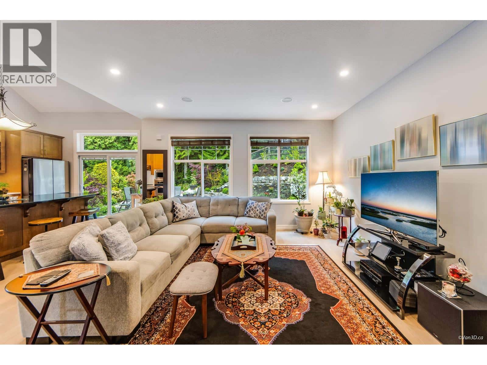 1701 ARBUTUS PLACE — Coquitlam, British Columbia - Photo 3 of 32