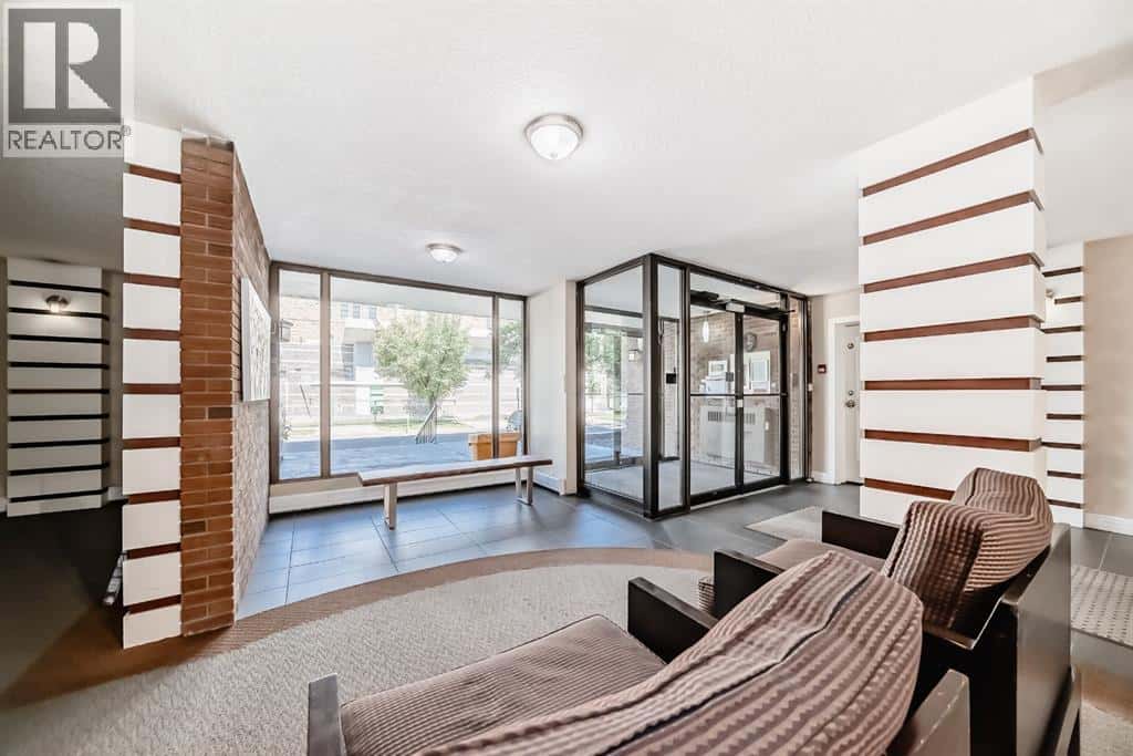 501, 1123 13 Avenue SW — Calgary, Alberta - Photo 4 of 36