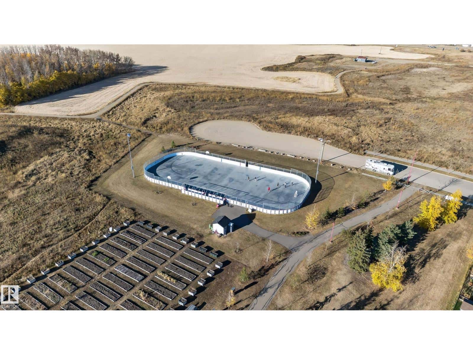 160 EDGEWATER CI — Leduc, Alberta - Photo 5 of 53