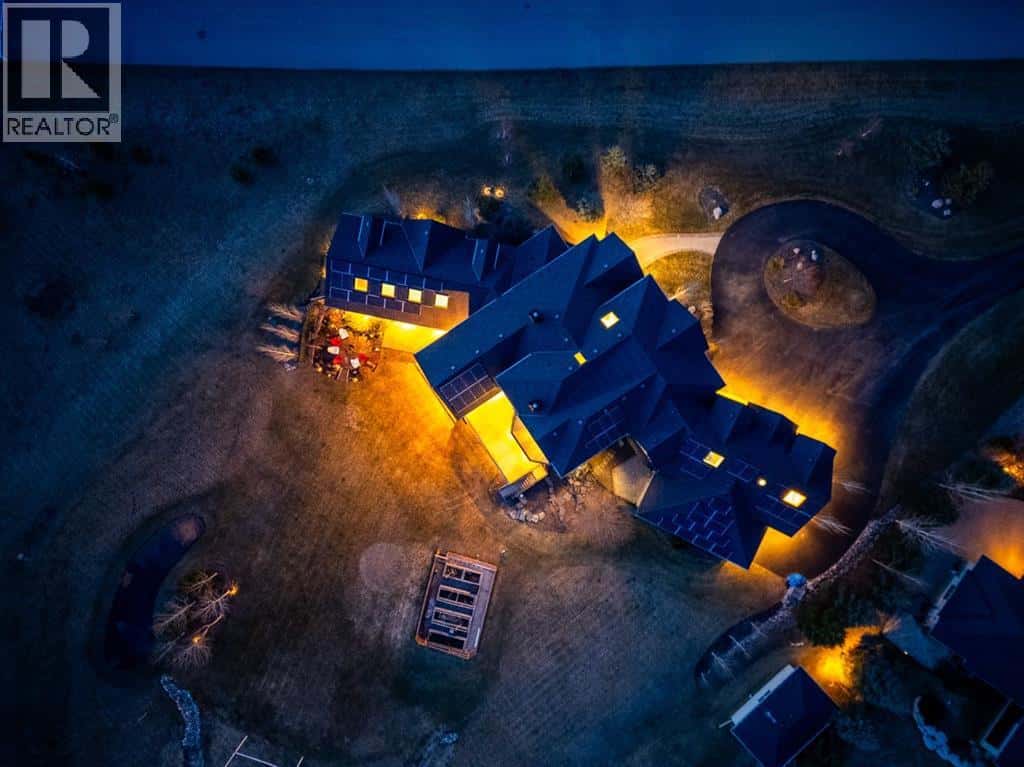 172 Grandview Way — Rural Rocky View County, Alberta - Photo 3 of 50