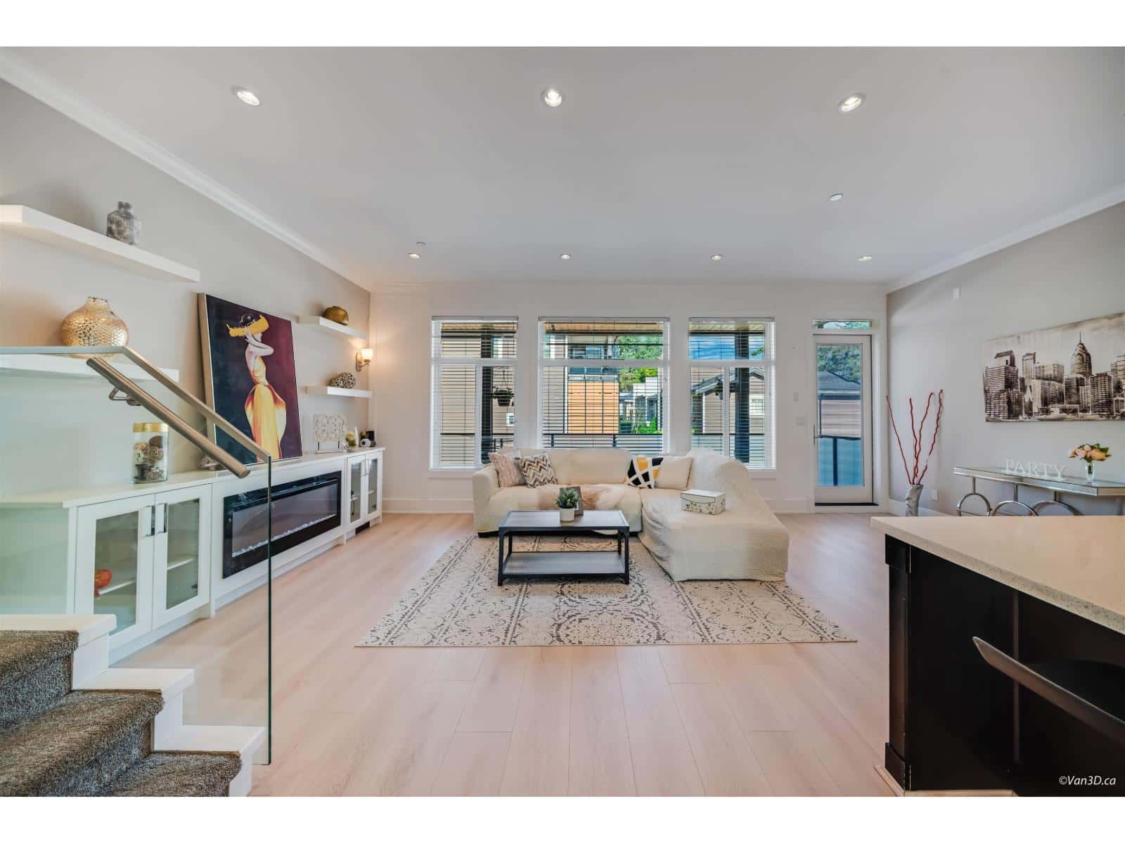 3 1426 FINLAY STREET — White Rock, British Columbia - Photo 5 of 40