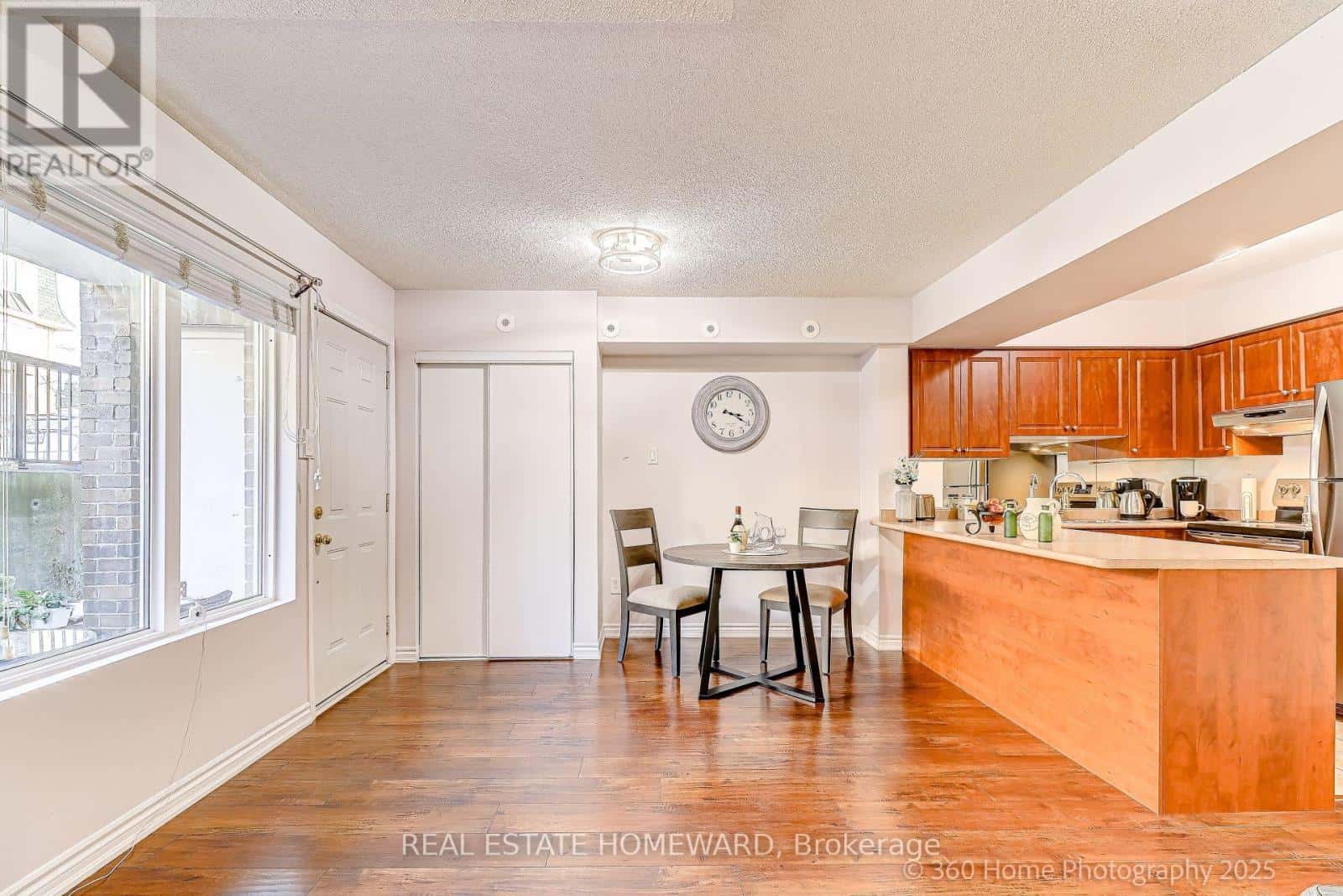 1036 - 55 GEORGE APPLETON WAY — Toronto (Downsview-Roding-CFB), Ontario - Photo 5 of 27