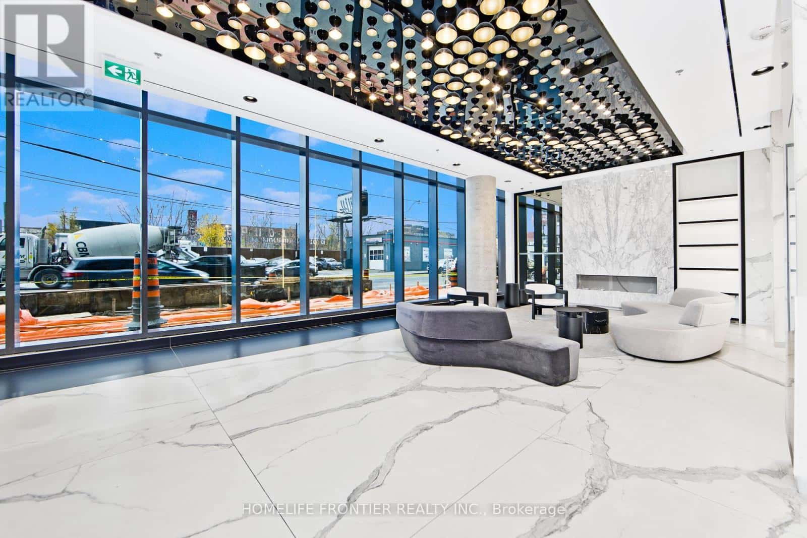 2805 - 1285 DUPONT STREET — Toronto (Dovercourt-Wallace Emerson-Junction), Ontario - Photo 3 of 16