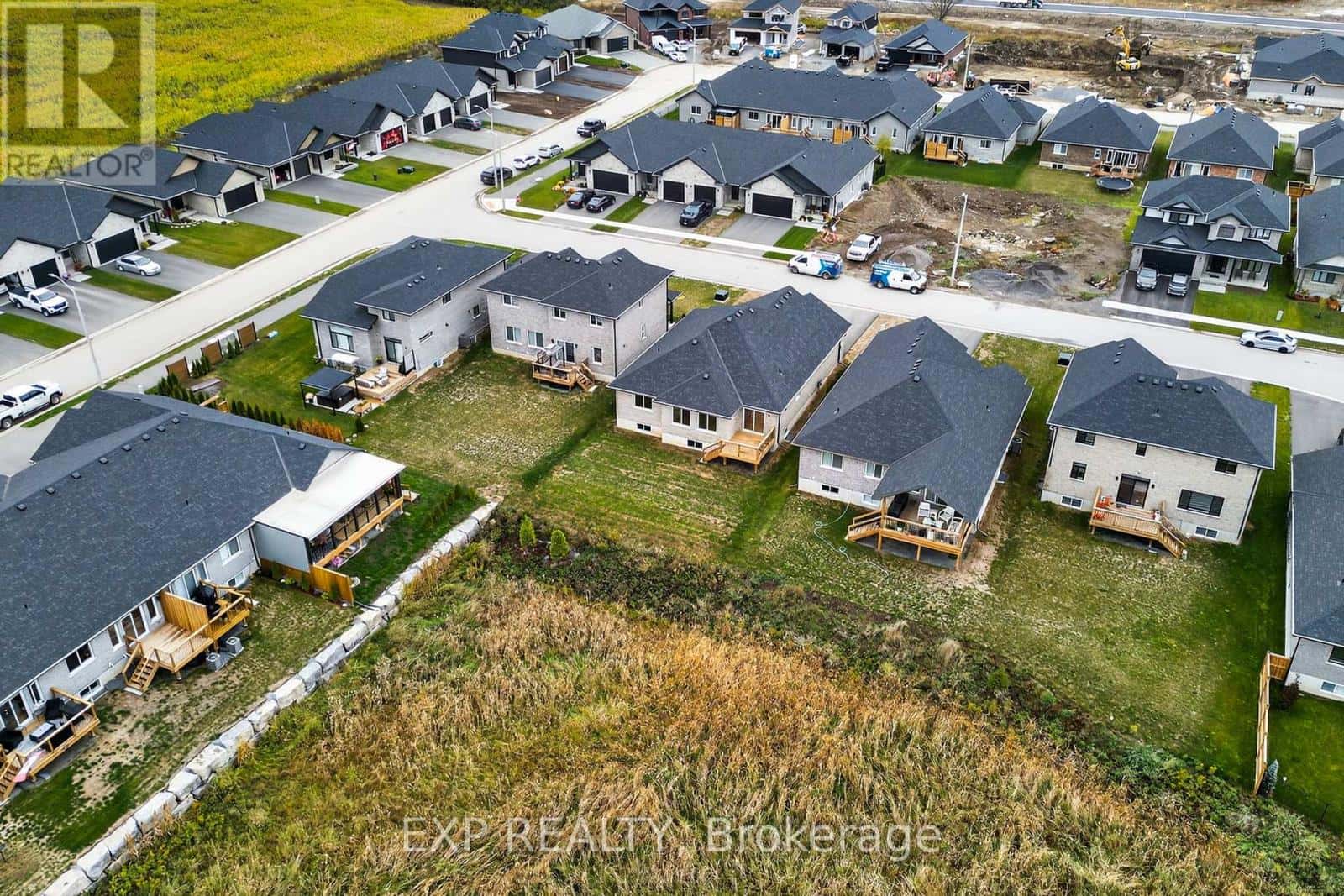 6 VAUGHN COURT — Belleville (Thurlow Ward), Ontario - Photo 2 of 50