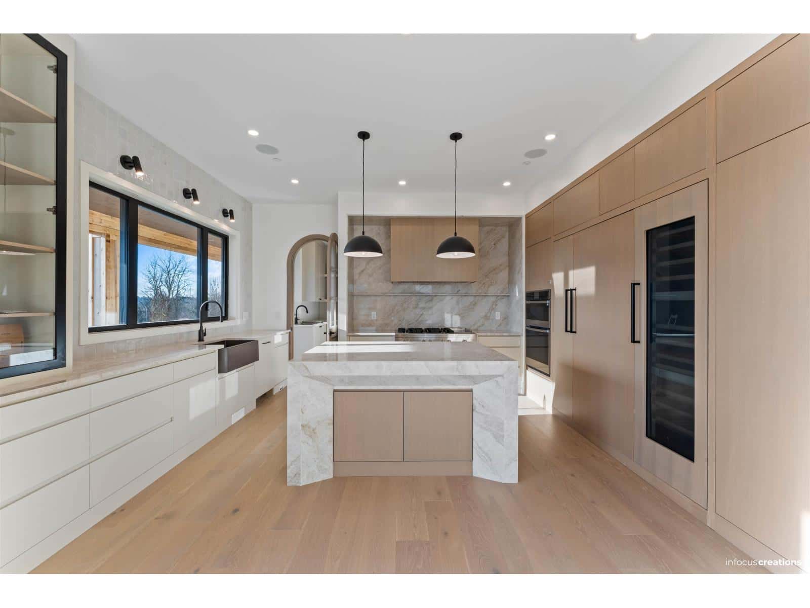 9181 HATZIC RIDGE DRIVE — Mission, British Columbia - Photo 4 of 34