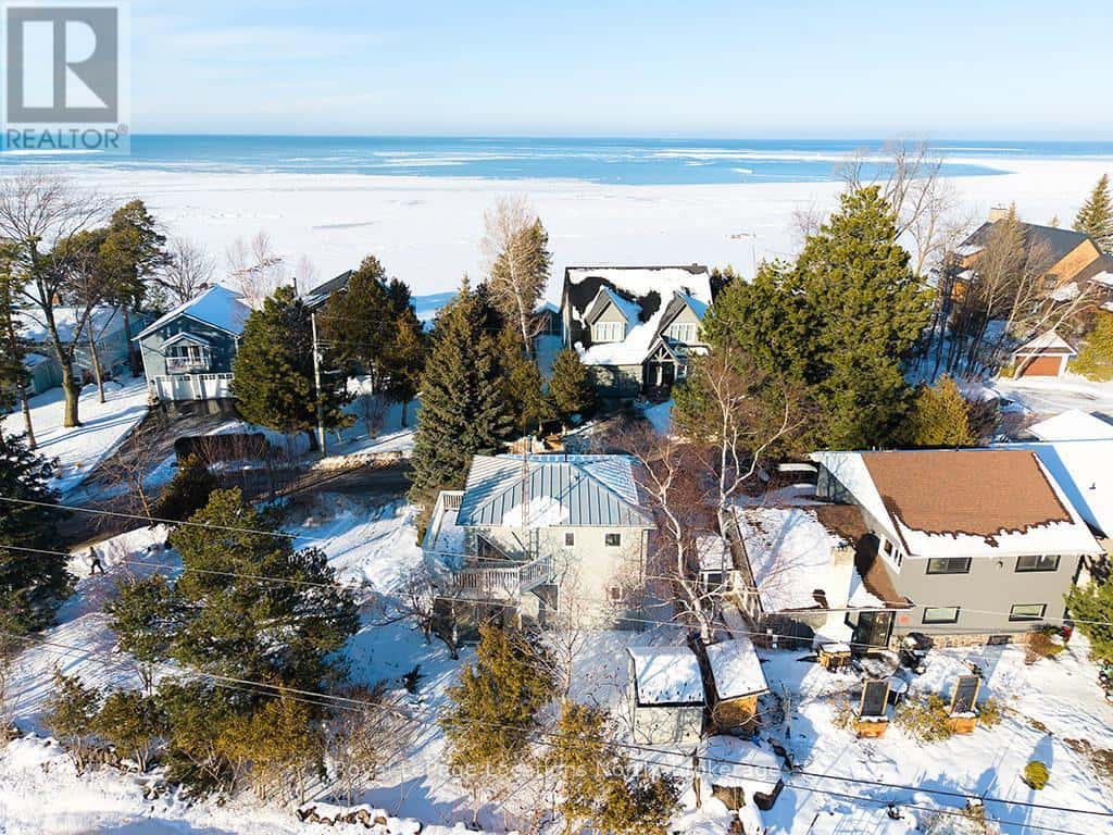 102 FRASER CRESCENT — Blue Mountains, Ontario - Photo 2 of 43