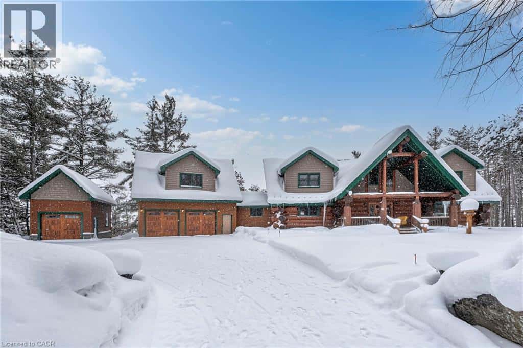 11 NEVIS RIDGE Drive — Oro-Medonte, Ontario - Photo 2 of 42