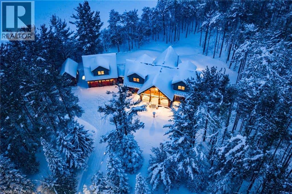 11 NEVIS RIDGE Drive — Oro-Medonte, Ontario - Photo 4 of 42