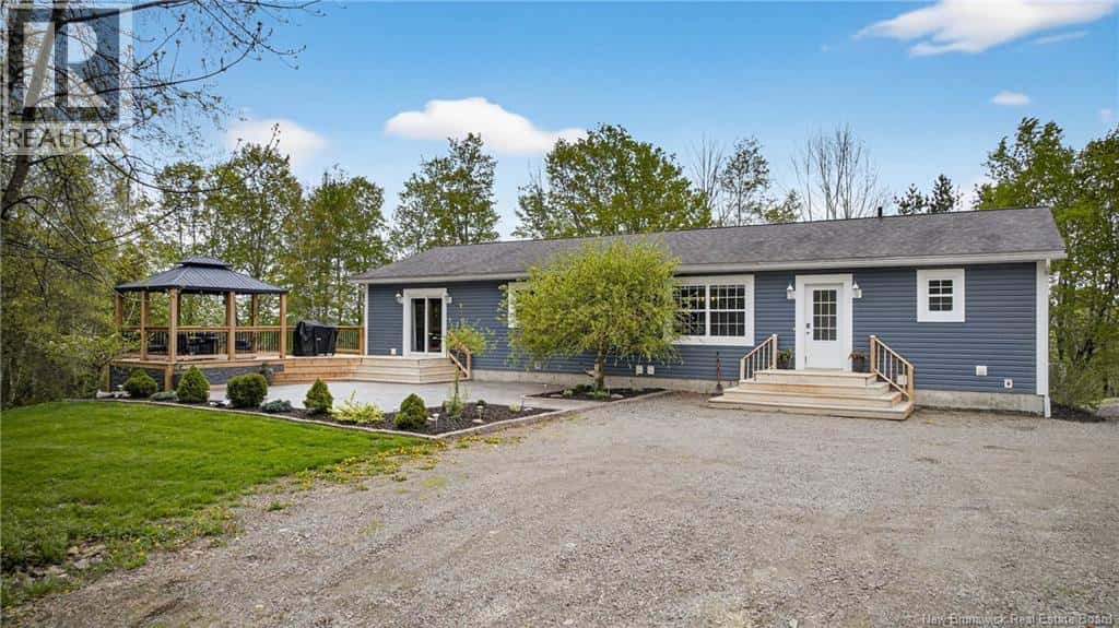 74 St David Ridge Road — Oak Bay, New Brunswick - Photo 4 of 50