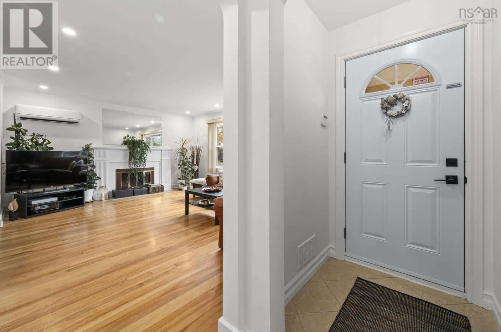 3162 Romans Avenue — Halifax, Nova Scotia - Photo 5 of 50