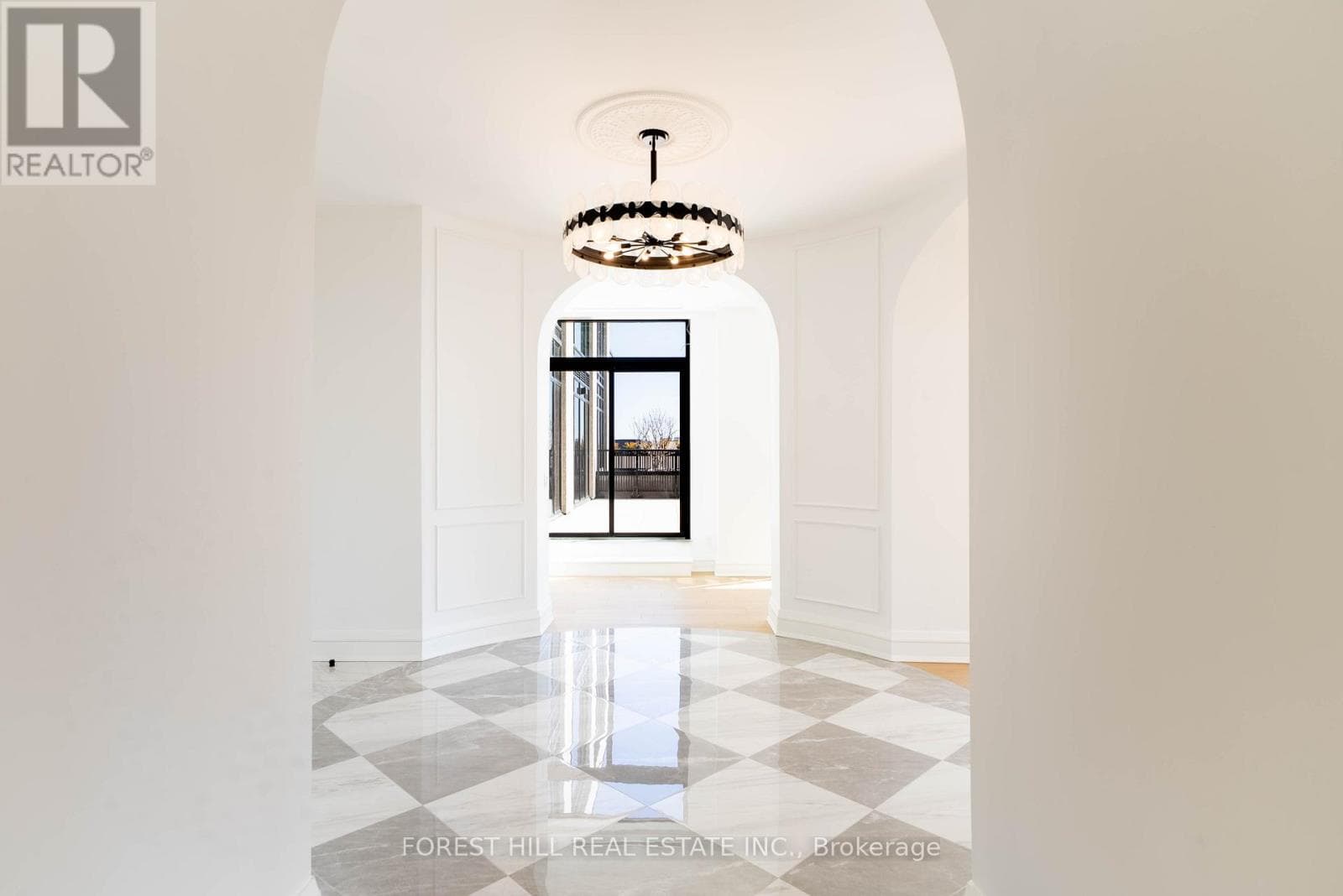 6A - 2010 BATHURST STREET — Toronto (Humewood-Cedarvale), Ontario - Main photo