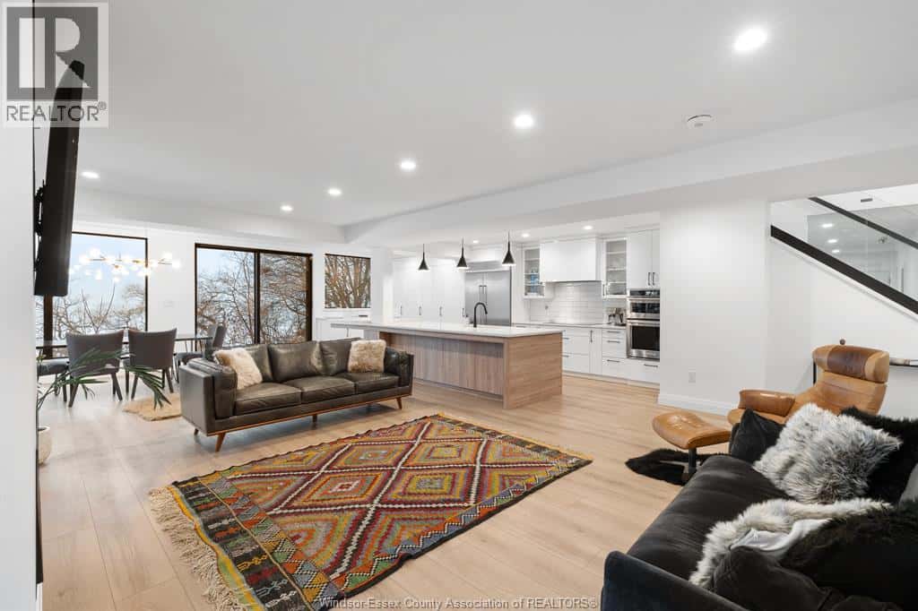 965 BRIARWOOD CRESCENT — Kingsville, Ontario - Photo 3 of 47